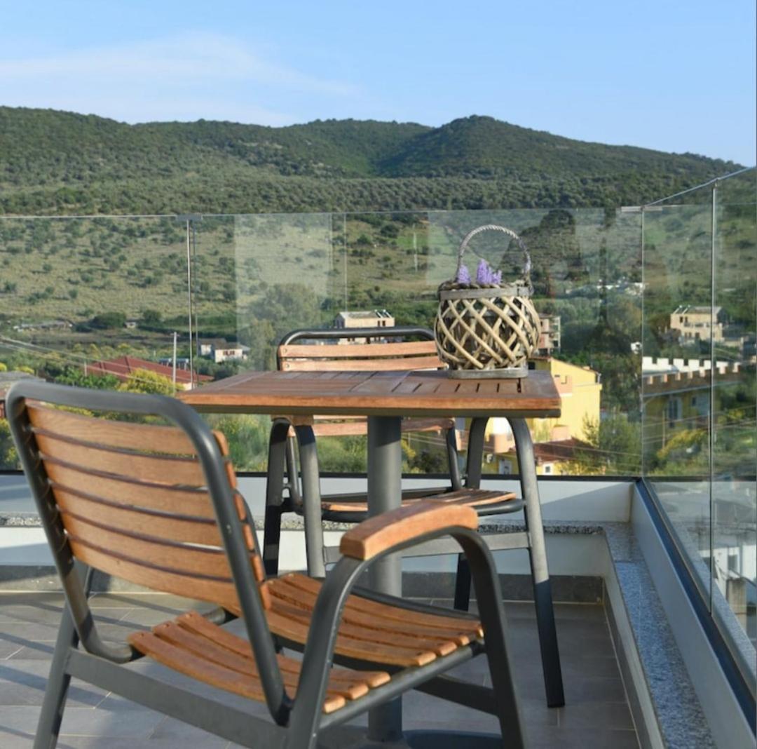 6 Milje Hotel Ksamil Esterno foto