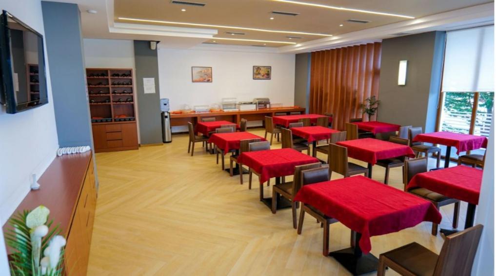 6 Milje Hotel Ksamil Esterno foto